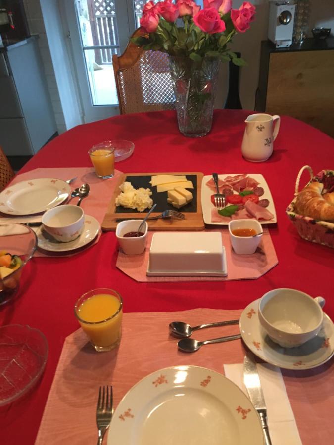 Bed&Breakfast aux Enges Exterior foto