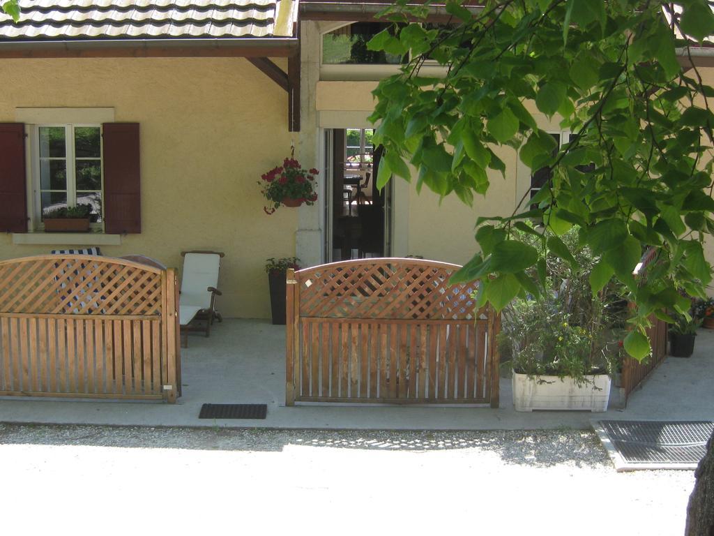 Bed&Breakfast aux Enges Exterior foto